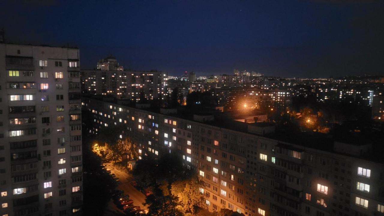 קייב Чудова Квартира Для Відпочинку І Роботи На Оболоні מראה חיצוני תמונה
